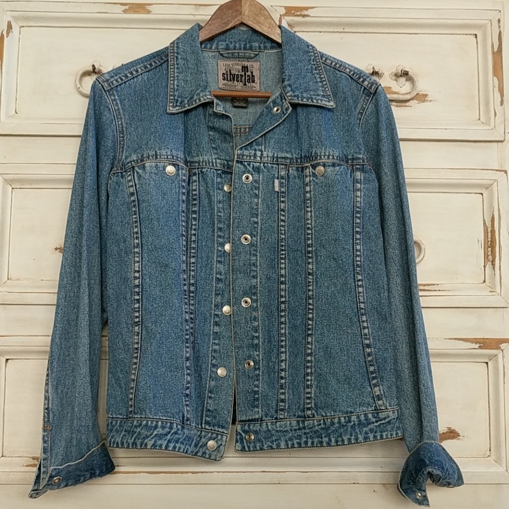 Authentic Levi Strauss Jean Jacket M - image 1